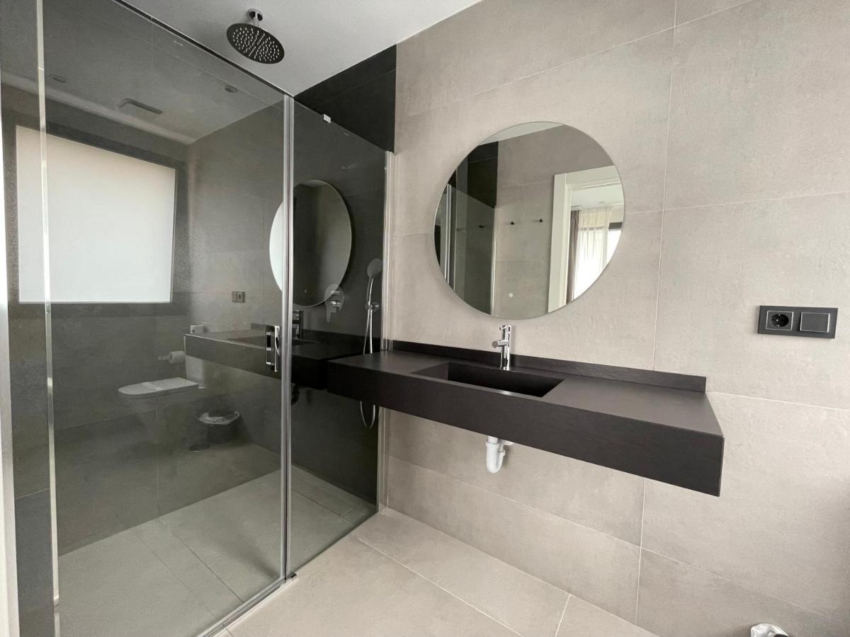 Apartamentos Las Indianas Nueva De Llanes Kültér fotó